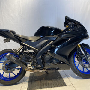 YAMAHA R15 2022 BQV6323