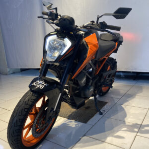 KTM DUKE 200, 2022, KFH5226